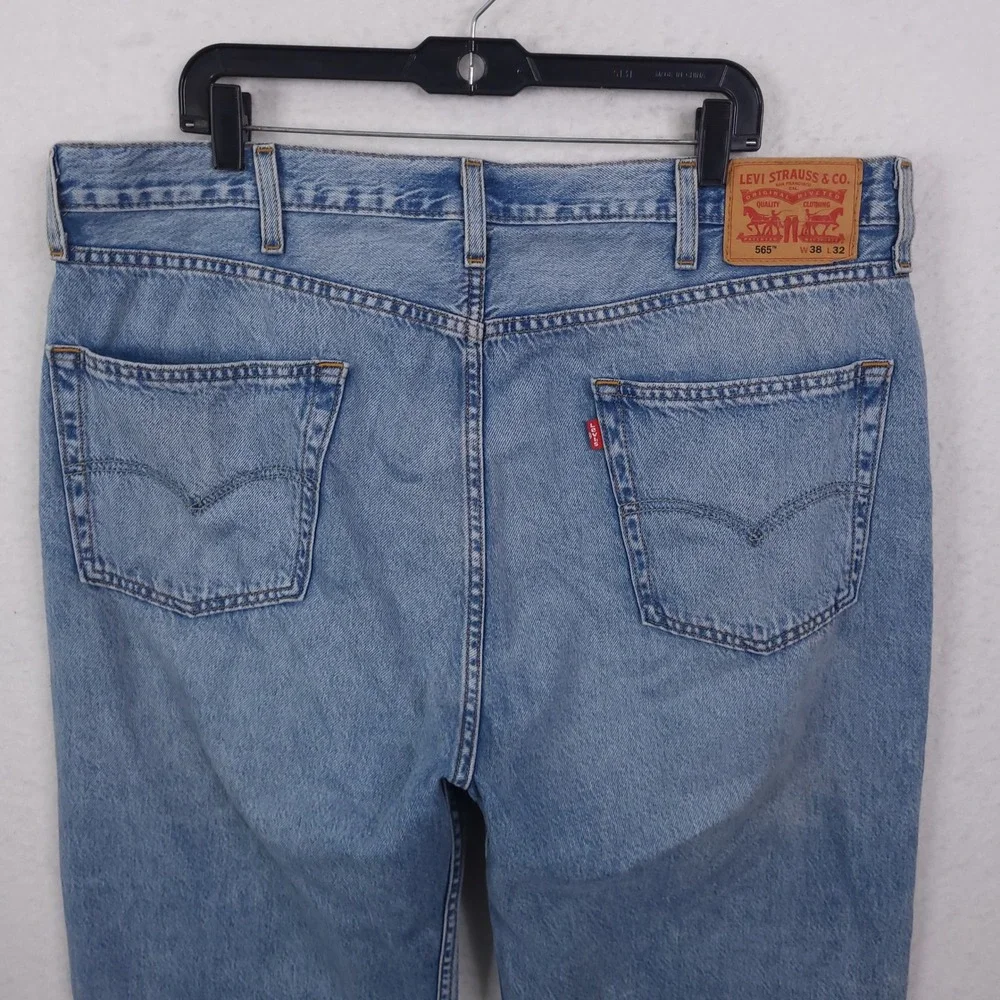 Levi's 565 Loose Fit Jeans Mens 38x32 Fits 40x30 Light Wash Denim Baggy Y2K